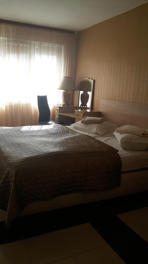 Family Hotel Kartala Blagoevgrad Esterno foto